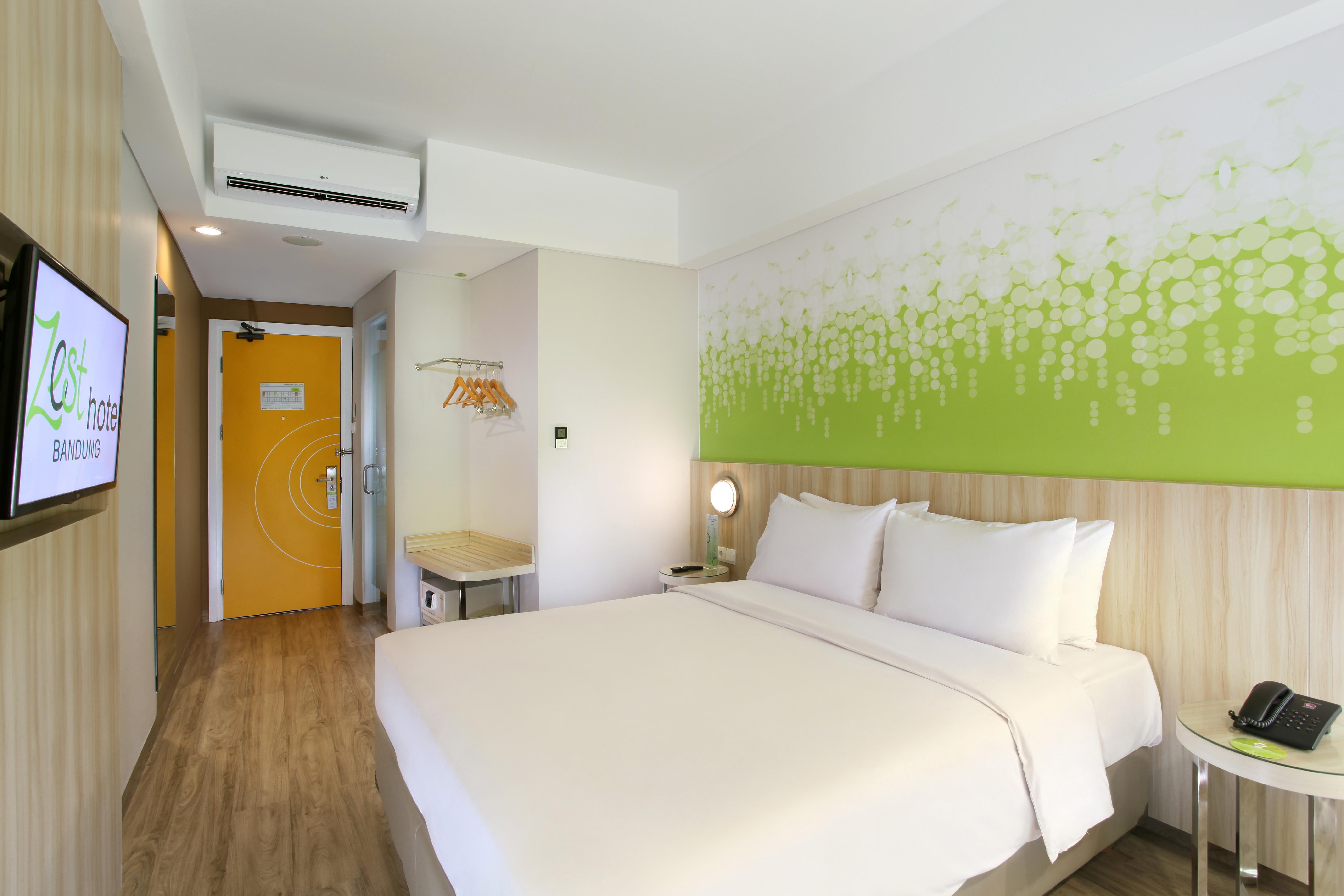 Zest Sukajadi Bandung By Swiss-Belhotel International Exterior photo